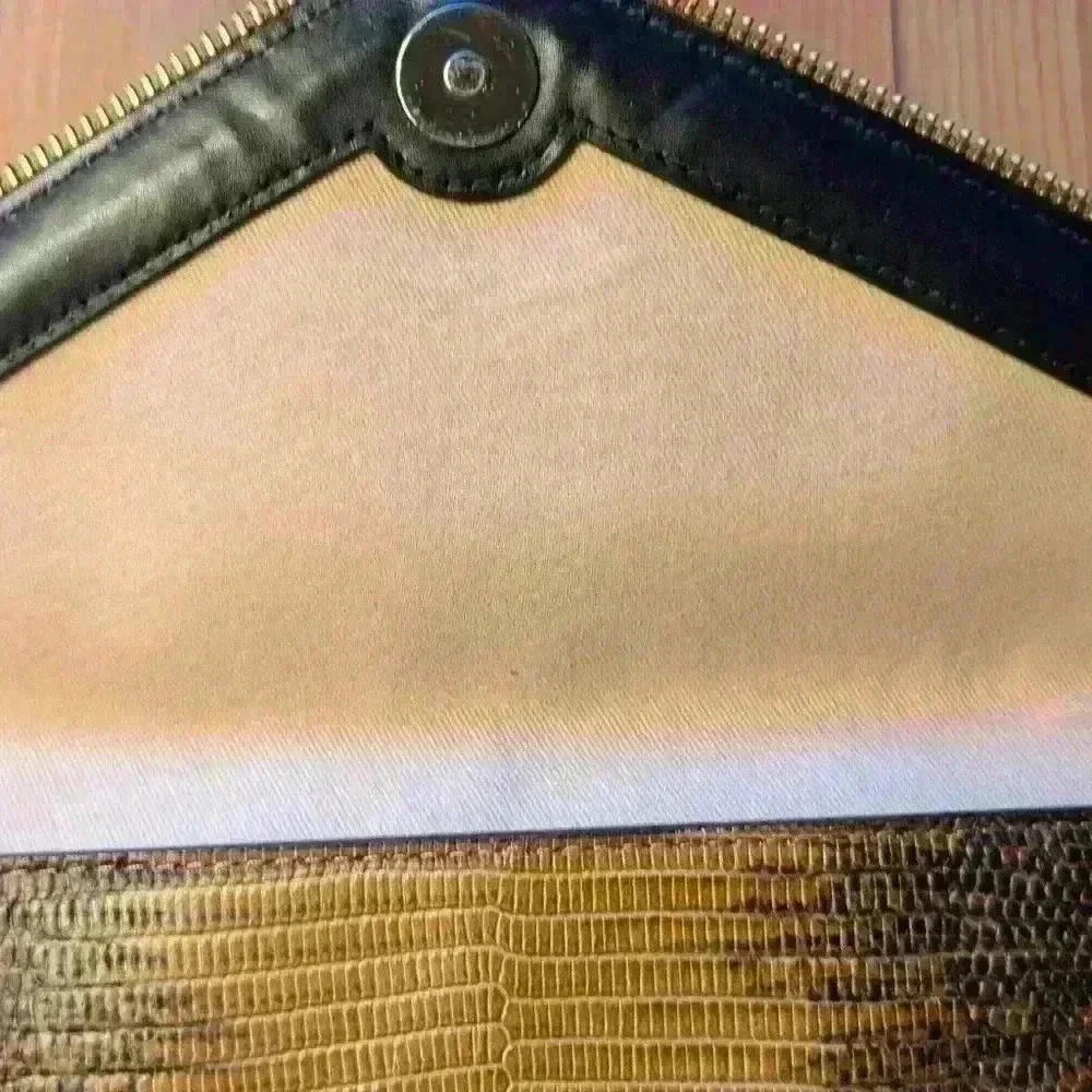 Rebecca Minkoff Envelope Clutch Zipper Trim - Picture 4 of 7